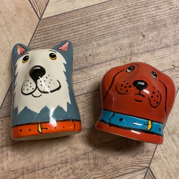 Adorable Doggies Salt & Pepper Shakers - Picture 1 of 6
